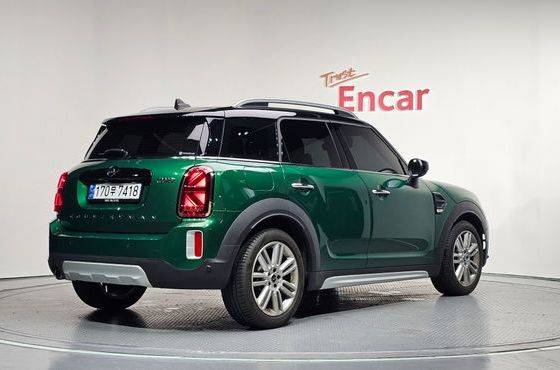 Mini Countryman Classic Plus Launch Pack 2nd Gen — пробег 23 785 км — фото 2 из 5