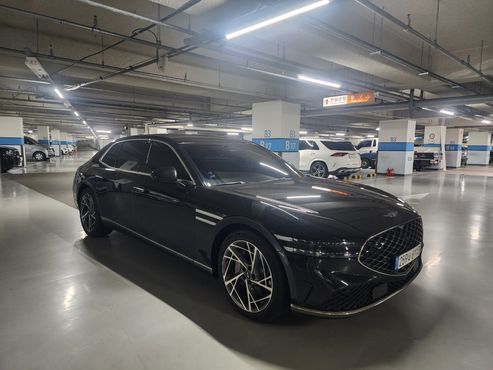 Genesis G90 Gasoline 3.5 Turbo AWD — пробег 71 500 км — фото 1 из 5