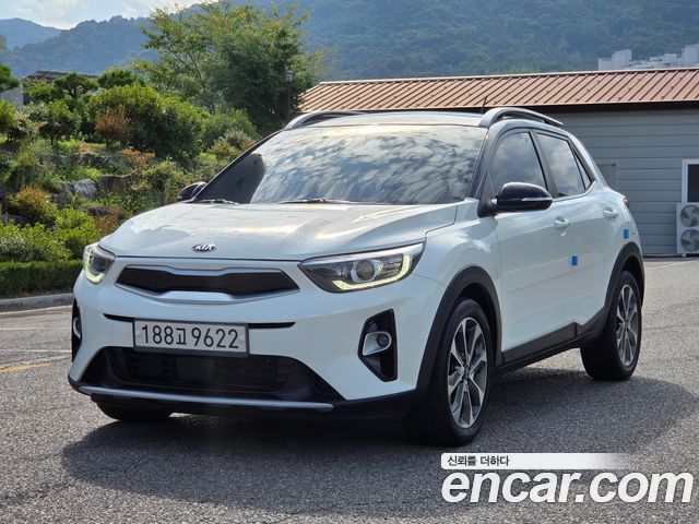 Kia Stonic из Кореи Encar