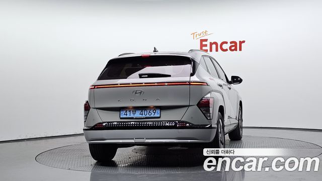 Hyundai Kona Long Range Premium — пробег 32 439 км — фото 4 из 5