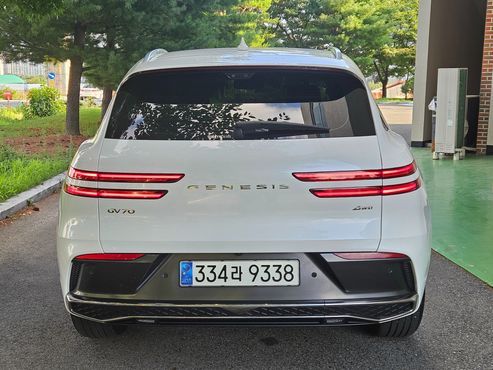 Genesis GV70 2.5T Gasoline AWD — пробег 31 400 км — фото 4 из 5