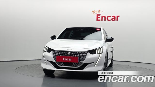 Peugeot 208 из Кореи Encar