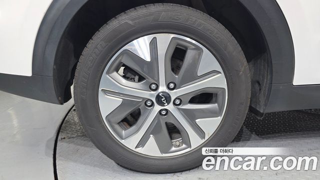 Kia Niro Earth — пробег 154 947 км — фото 5 из 5
