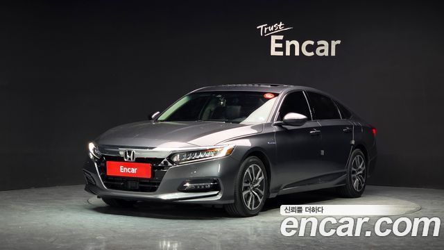 Honda Accord 2.0 Hybrid Touring — пробег 100 047 км — фото 1 из 5