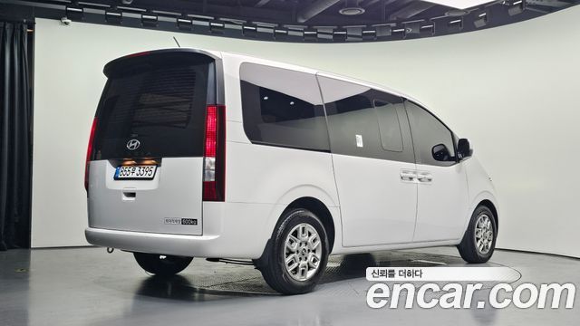 Hyundai Staria из Кореи Encar