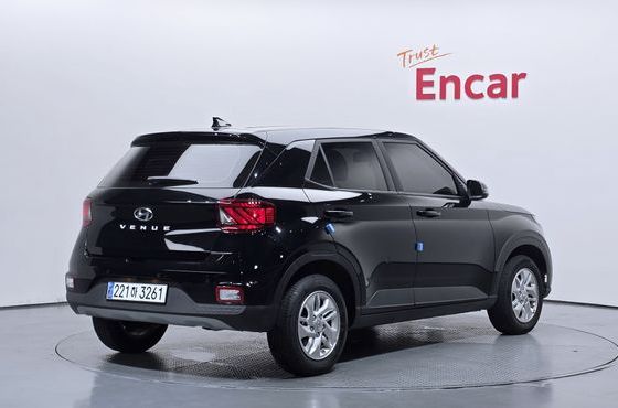 Hyundai Venue 1,6 Premium — пробег 36 892 км — фото 2 из 5