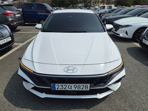 Hyundai AVANTE Inspiration — пробег 51 831 км — фото 1 из 5