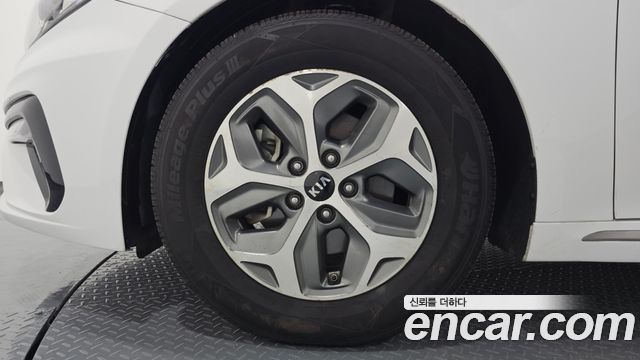 Kia K5 из Кореи Encar