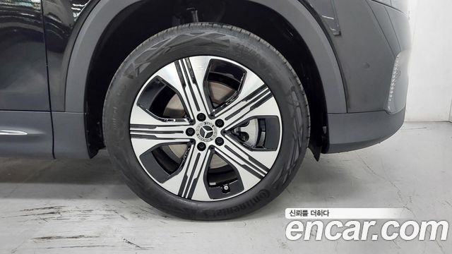 Mercedes-Benz EQB из Кореи Encar