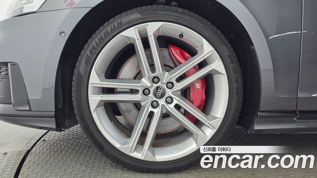 Audi S8 из Кореи Encar