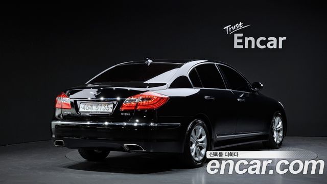 Hyundai Genesis из Кореи Encar