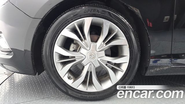 Hyundai Sonata 2.0 Premium — пробег 126 999 км — фото 5 из 5