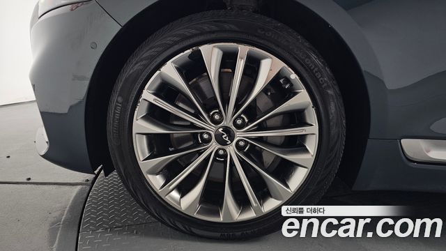 Kia K9 из Кореи Encar