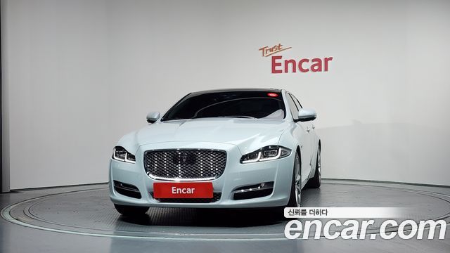 Jaguar XJ 3.0D Premium Luxury LWB X351 — пробег 81 141 км — фото 3 из 5
