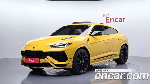 Lamborghini Urus из Кореи Encar