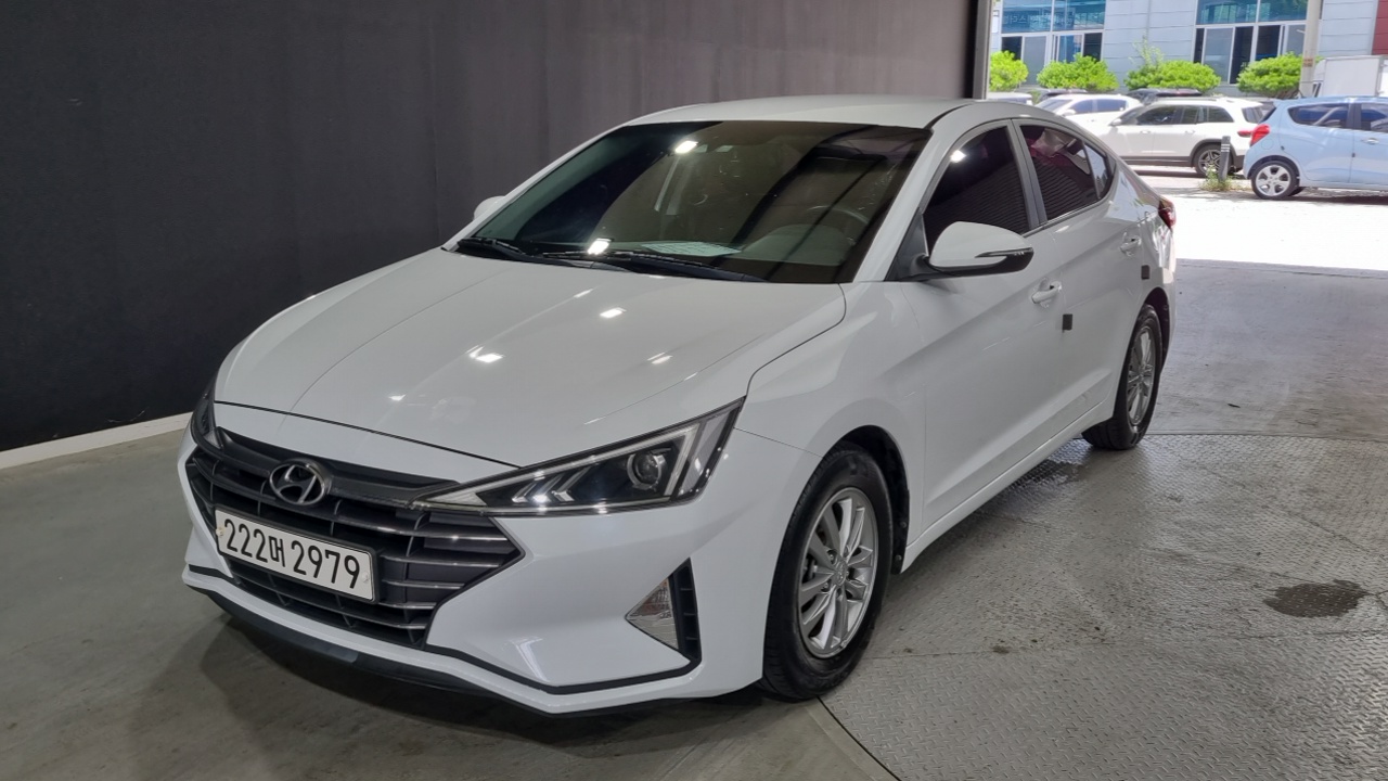 Hyundai AVANTE 1.6 LPi Smart — пробег 148 515 км — фото 1 из 5