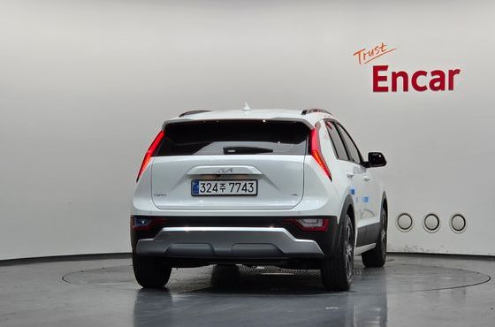 Kia Niro Best Selection — пробег 22 783 км — фото 4 из 5