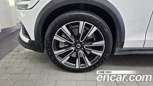 Volvo V60 из Кореи Encar