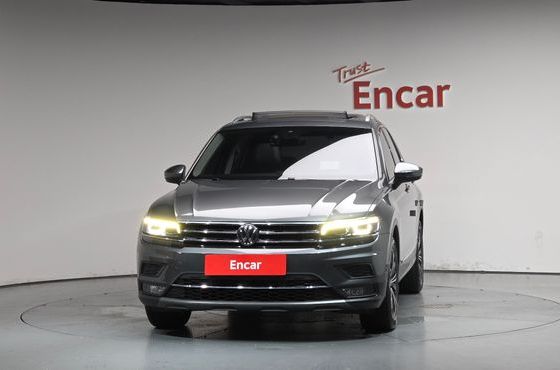 Volkswagen Tiguan 2.0 TDI Prestige — пробег 52 717 км — фото 3 из 5