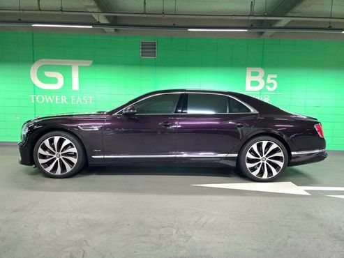 Bentley Flying Spur 4.0 Azure — пробег 9 000 км — фото 3 из 5