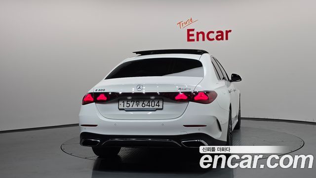 Mercedes-Benz E-Class E300 4MATIC AMG Line — пробег 43 084 км — фото 4 из 5