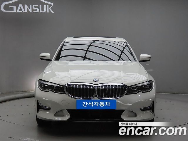 BMW 3-Series 320d xDrive Luxury — пробег 65 379 км — фото 3 из 5