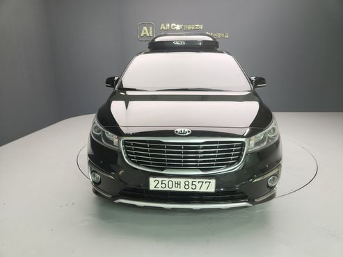 Kia Carnival 9-seater Prestige — пробег 130 522 км — фото 2 из 5
