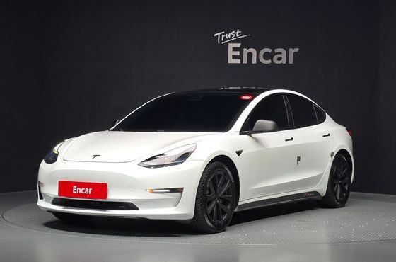 Tesla Model 3 Long Range AWD — пробег 128 056 км — фото 1 из 5