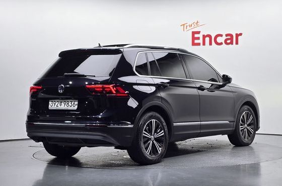 Volkswagen Tiguan 2.0 TDI Prestige — пробег 110 747 км — фото 2 из 5