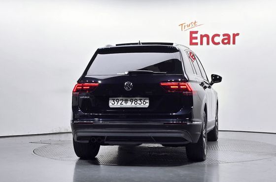 Volkswagen Tiguan 2.0 TDI Prestige — пробег 110 747 км — фото 4 из 5