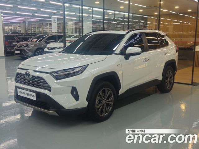Toyota RAV4 2,5 4WD Hybrid LTD — пробег 6 280 км — фото 1 из 5