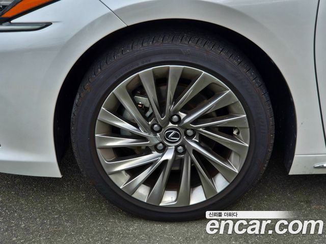 Lexus ES из Кореи Encar