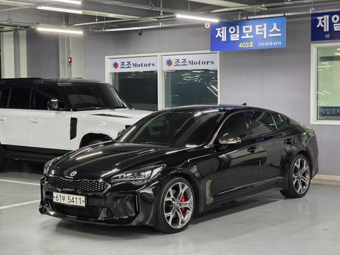 Kia Stinger 2.0 Turbo 2WD Platinum — пробег 60 017 км — фото 1 из 5