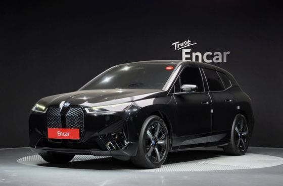 BMW iX xDrive50 Sports Plus — пробег 38 095 км — фото 1 из 5