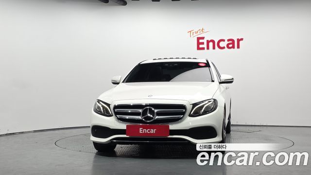 Mercedes-Benz E-Class из Кореи Encar