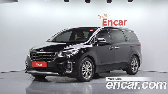 Kia Carnival Gasoline 9-Seater Prestige — пробег 156 586 км — фото 1 из 5