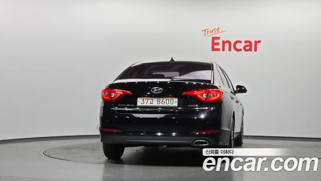 Hyundai Sonata 2.0 Style — пробег 103 916 км — фото 4 из 5