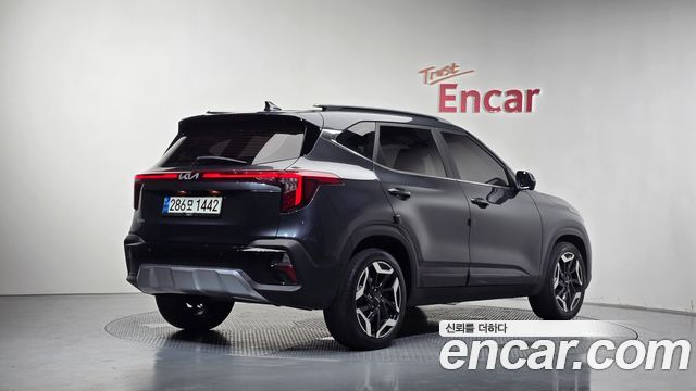 Kia Seltos из Кореи Encar