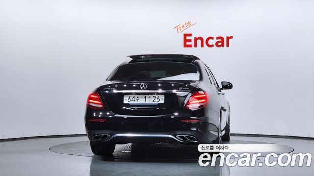 Mercedes-Benz E-Class E43 AMG 4MATIC — пробег 85 589 км — фото 4 из 5