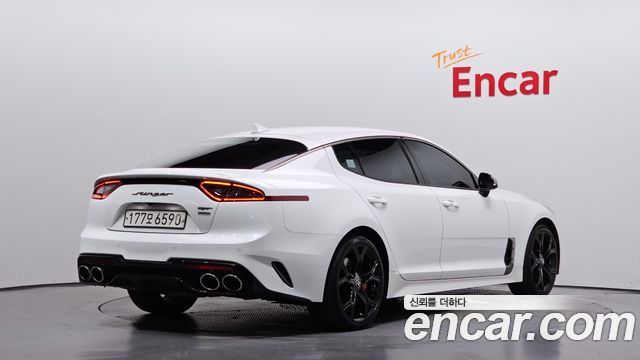 Kia Stinger из Кореи Encar