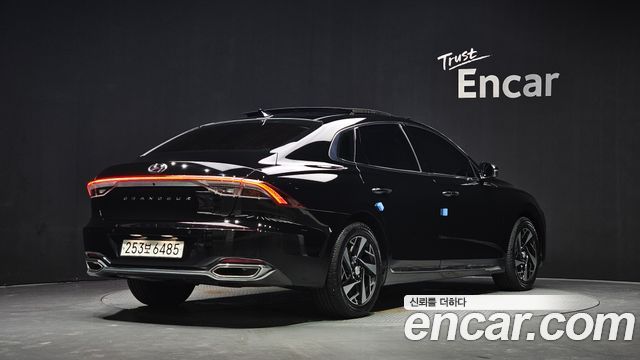 Hyundai Grandeur из Кореи Encar