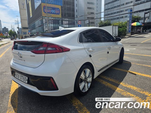 Hyundai Ioniq Q — пробег 165 298 км — фото 4 из 5