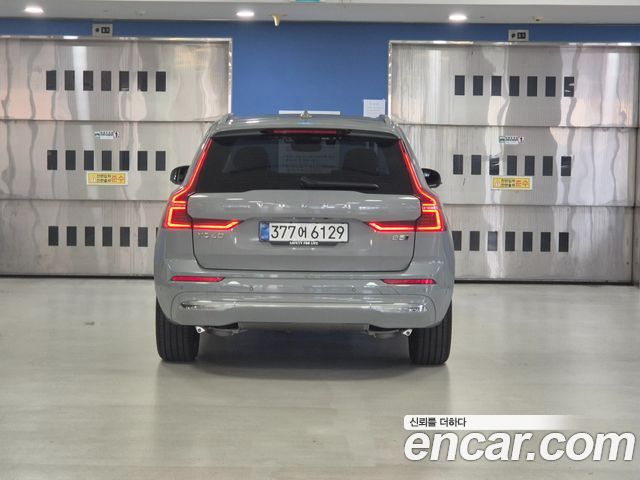 Volvo XC60 B5 Ultra Bright Air Sus — пробег 2 066 км — фото 3 из 5