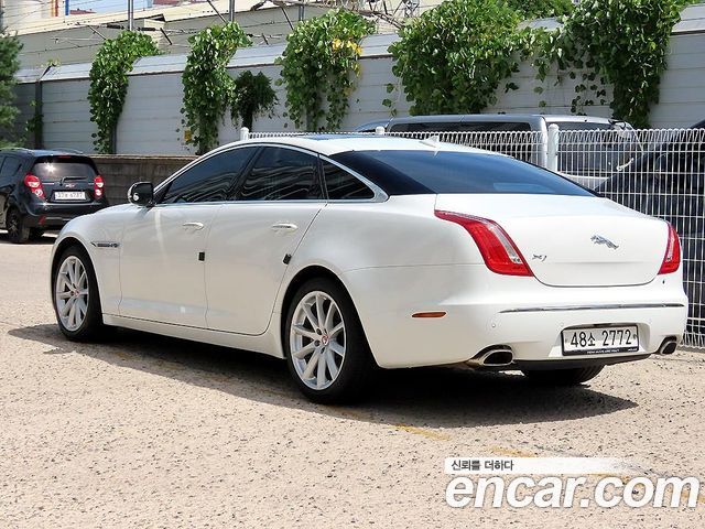 Jaguar XJ 3.0D Premium Luxury SWB X351 — пробег 114 785 км — фото 3 из 5