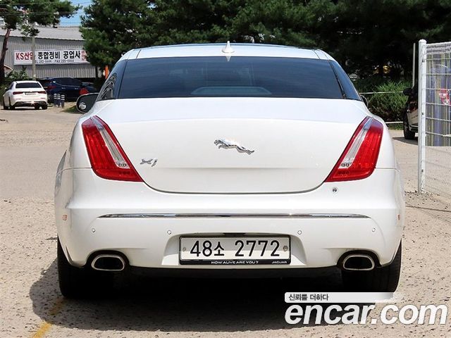 Jaguar XJ 3.0D Premium Luxury SWB X351 — пробег 114 785 км — фото 4 из 5