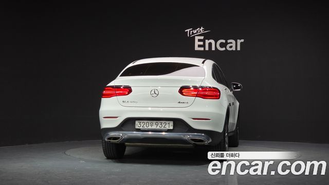 Mercedes-Benz GLC-Class GCL300 4MATIC Coupe — пробег 132 899 км — фото 4 из 5