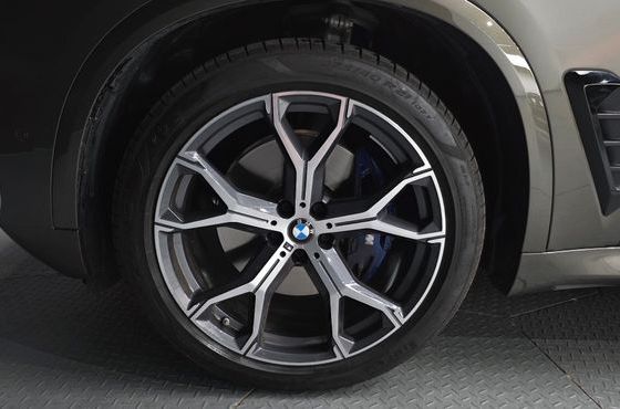 BMW X5 xDrive 30d M Sport — пробег 4 010 км — фото 5 из 5