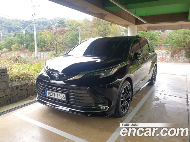 Toyota Sienna 2.5 Hybrid AWD — пробег 88 400 км — фото 3 из 5