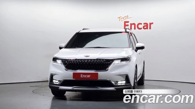 Kia Carnival 9-Seater Signature — пробег 96 294 км — фото 3 из 5