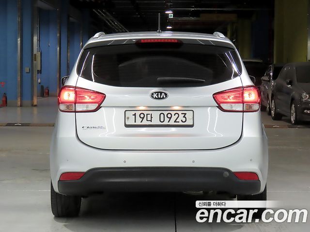 Kia Carens из Кореи Encar